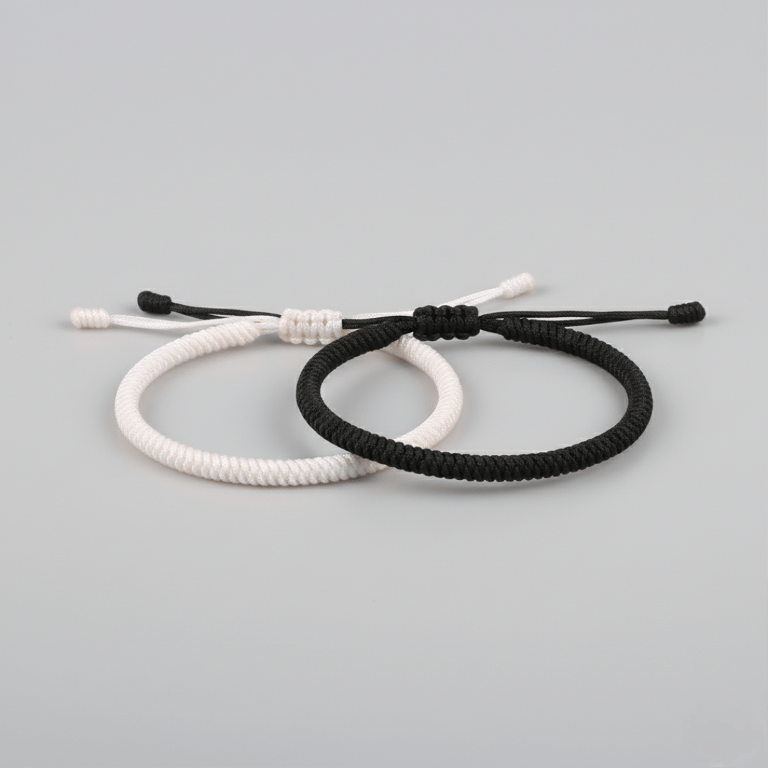 The Guardian Set (Black + White) - yimyang.com