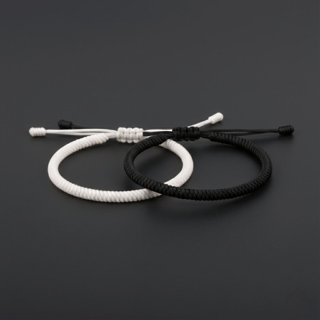 The Guardian Set (Black + White) - yimyang.com